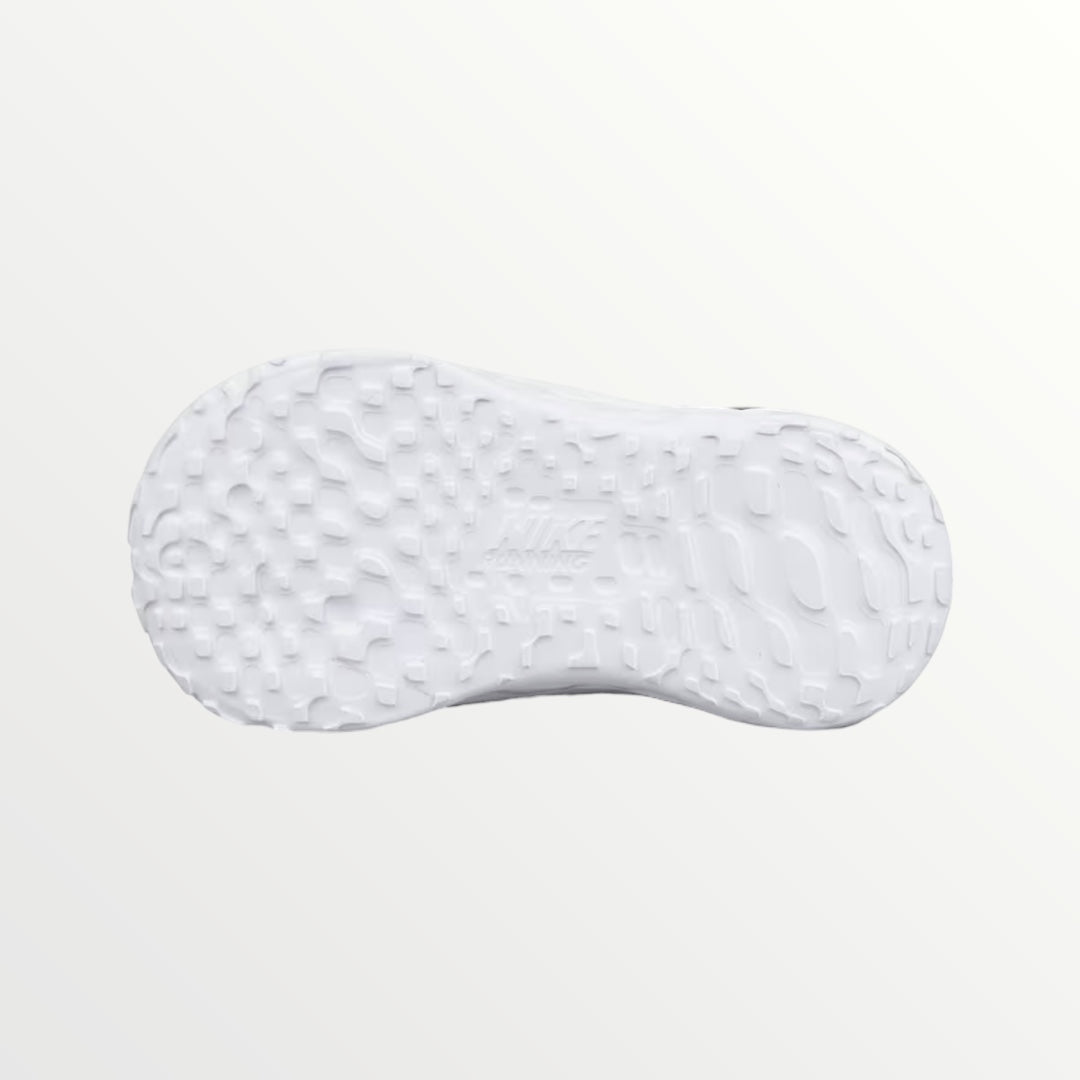 Nike Revolution 6 NN