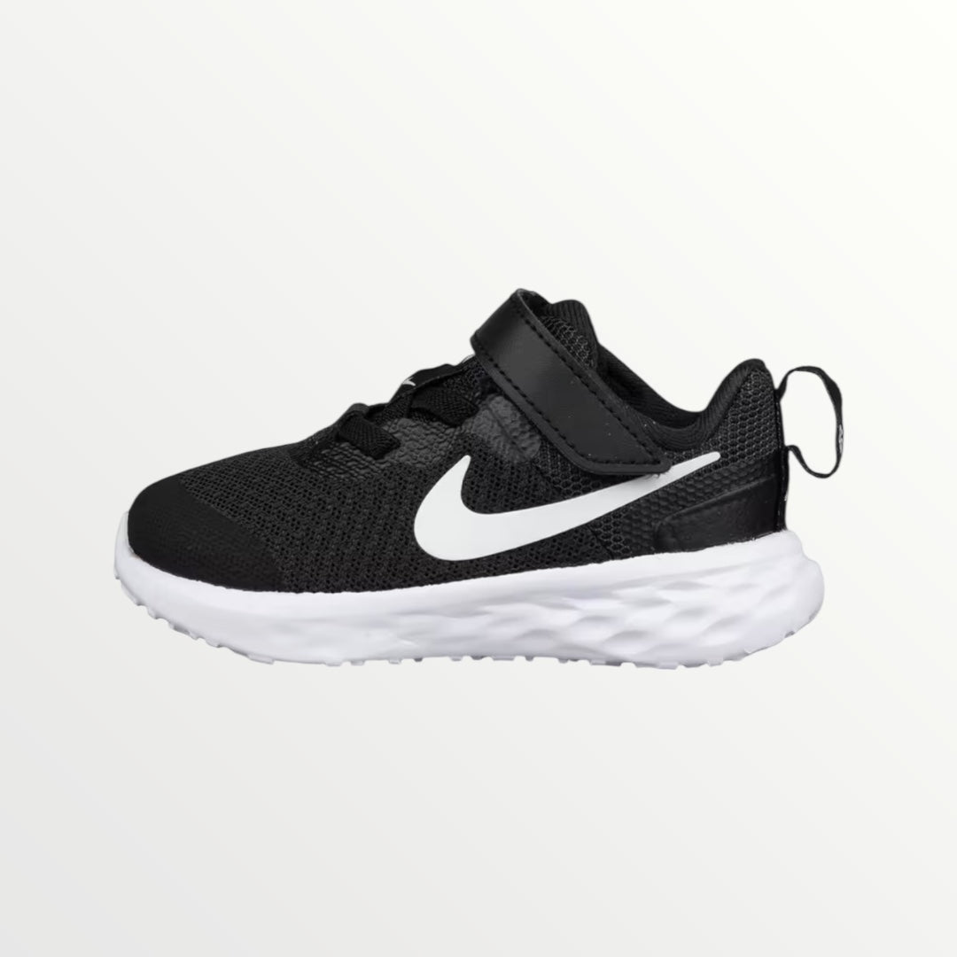 Nike Revolution 6 NN